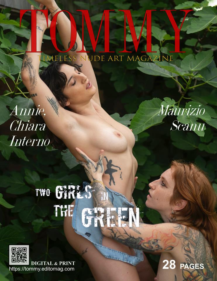 Annie,Chiara Interno  .  Two girls in the green - Cover