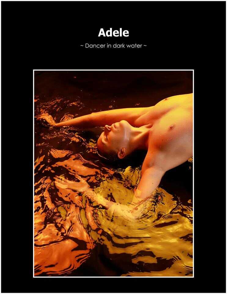 Back cover Adele, Anais Frdmc, Asia, Aurelie Rose, Cecilia Koh-Lanta, Coralie - Black Bath