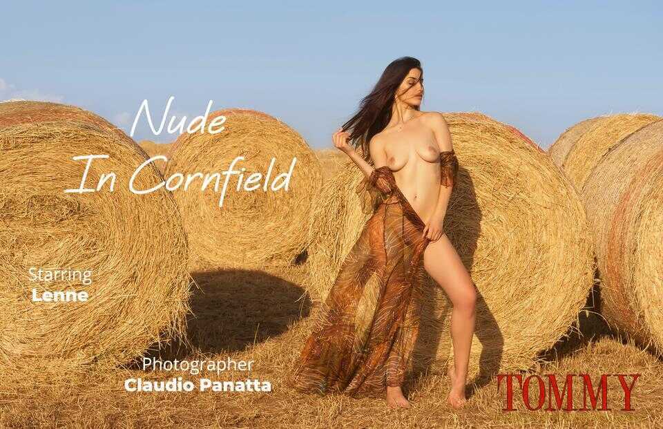 lenne.nude.in.cornfield.claudio.panatta