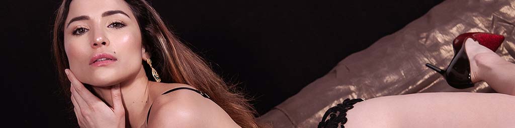 Belle De Nuit header